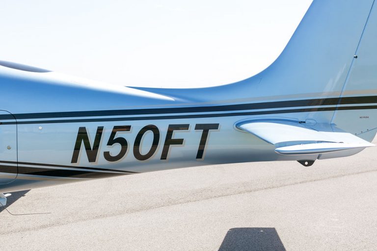 SOLD! 2006 Cirrus SR22 N50FT