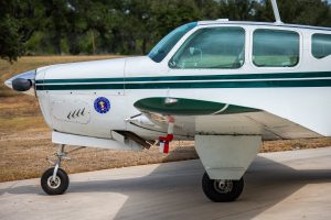 Forward fuselage and nose gear of N474Z