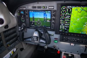Piper Meridian PA46-500TP N203AP pilot primary flight display and multifunction display