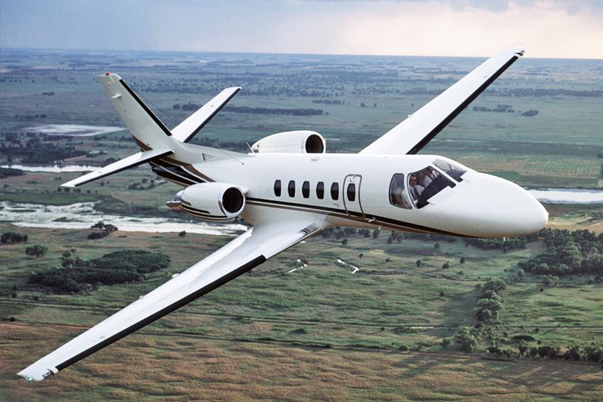 Cessna Citation 500-series light jet in flight
